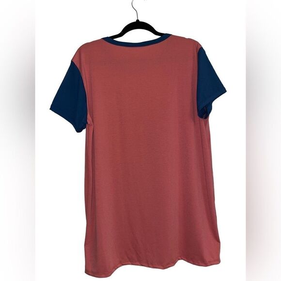 LuLaRoe Women’s XL Liv Retro Graphic Tee “American Beauty” Ribbed Neck & Cuffs - Picture 3 of 13